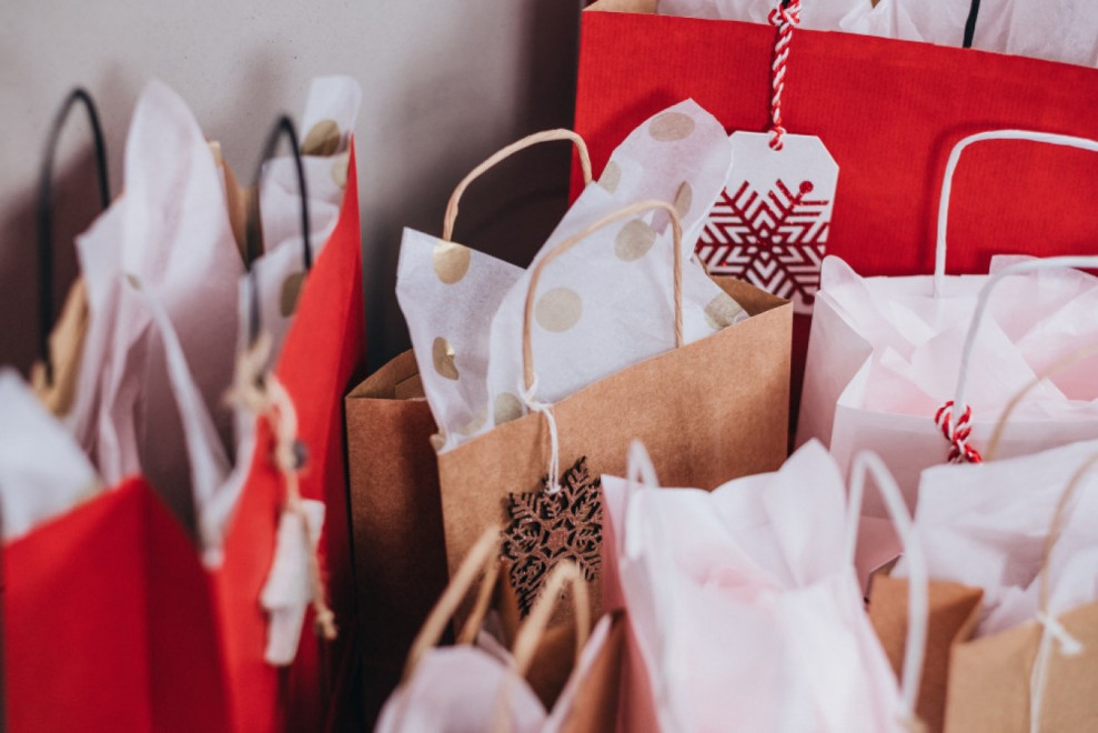 Christmas Gift Ideas for Your Church Staff Members | Pushpay